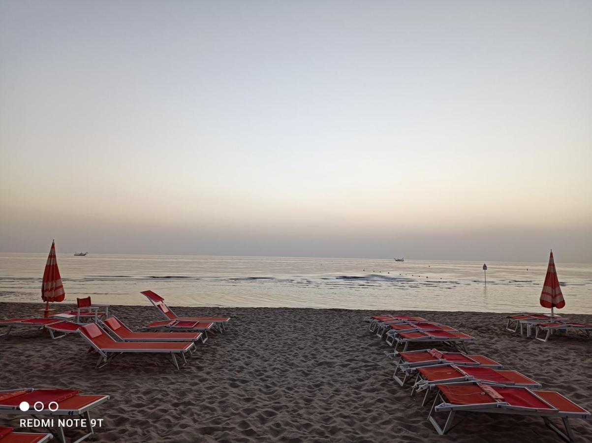 Hotel Garisenda B&B - In Centro A Riccione - Eksteriør bilde