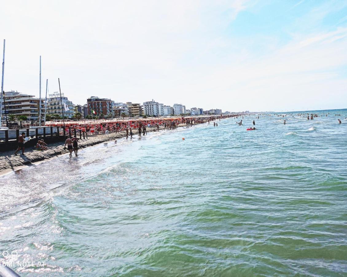Hotel Garisenda B&B - In Centro A Riccione - Eksteriør bilde