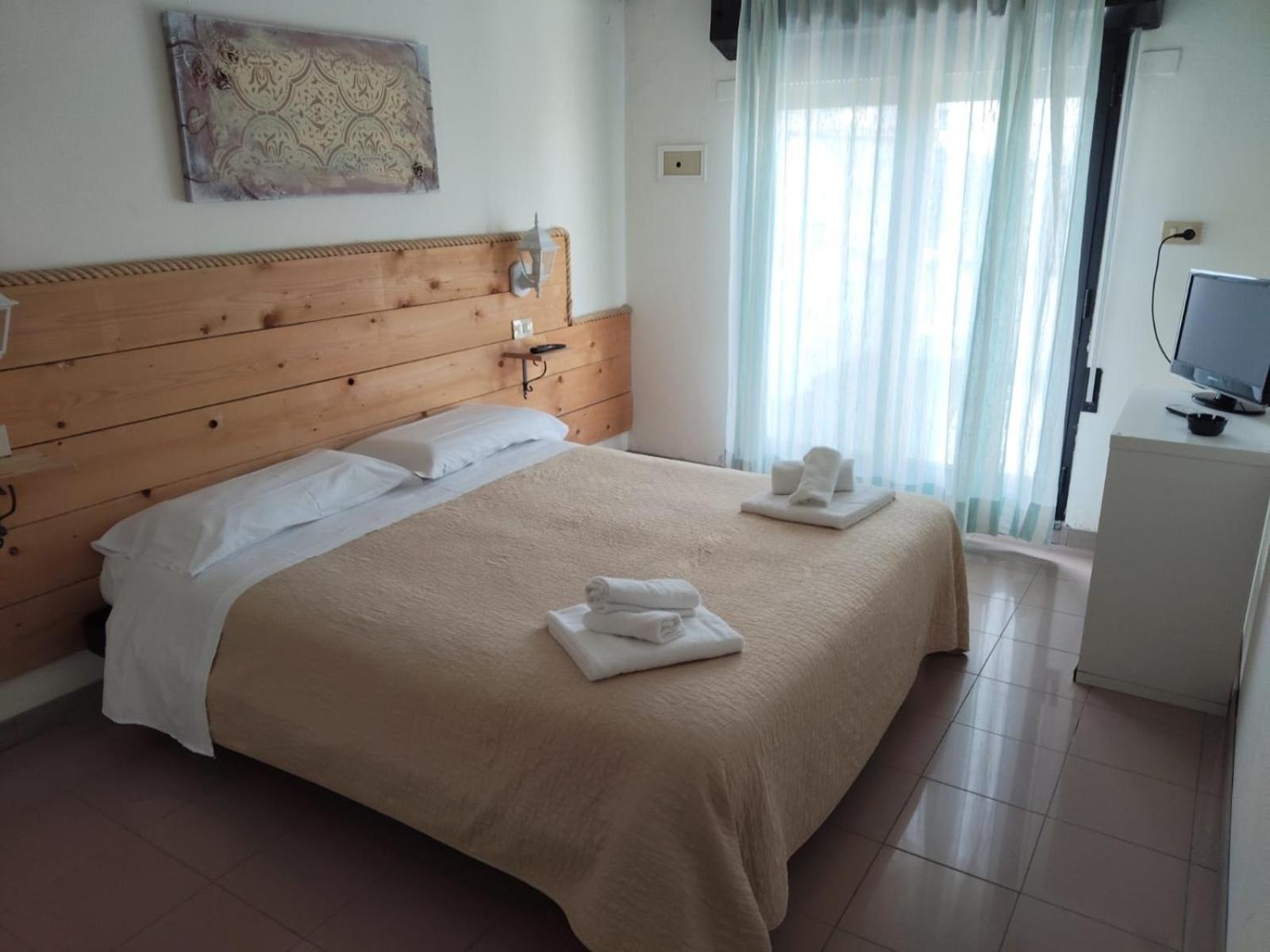 Hotel Garisenda B&B - In Centro A Riccione - Eksteriør bilde