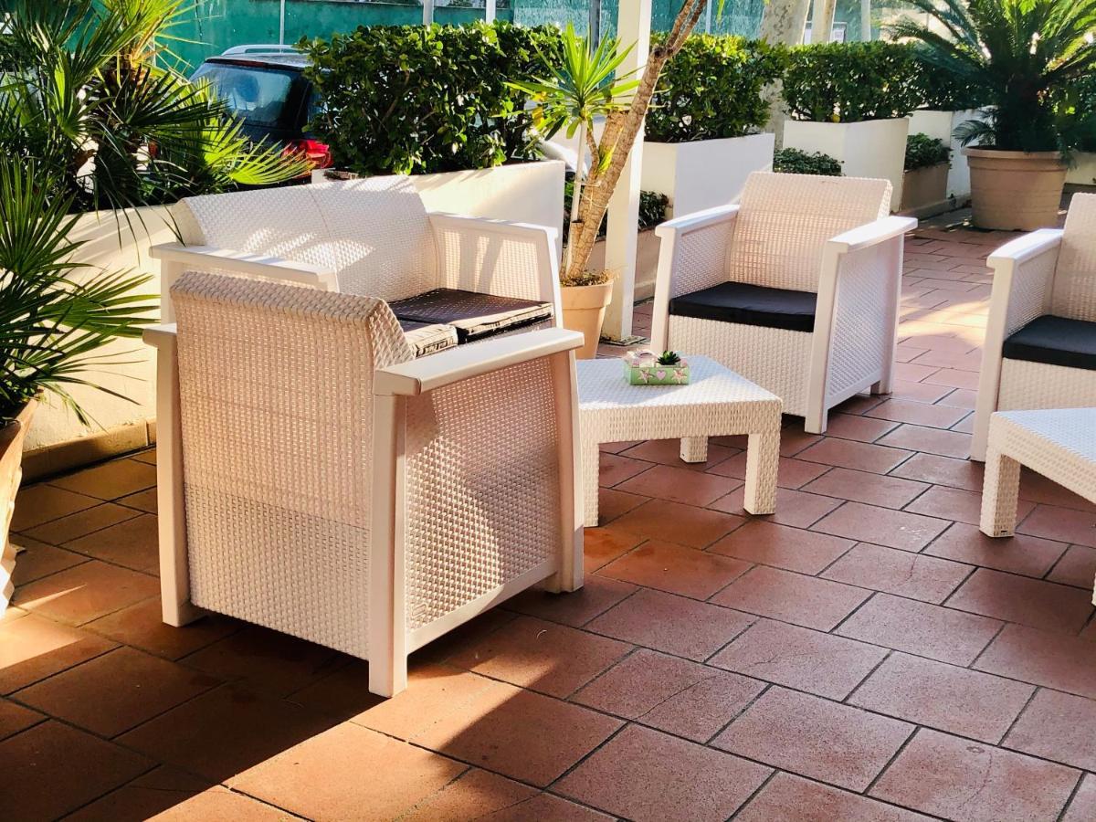 Hotel Garisenda B&B - In Centro A Riccione - Eksteriør bilde